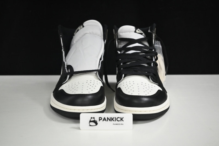 Air Jordan 1 High OG “Dark Mocha” 555088-105