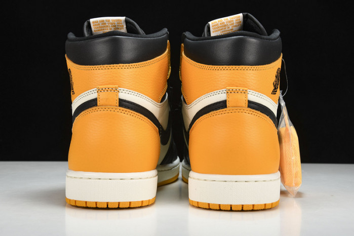 Jordan 1 Retro High OG Taxi - 555088-711