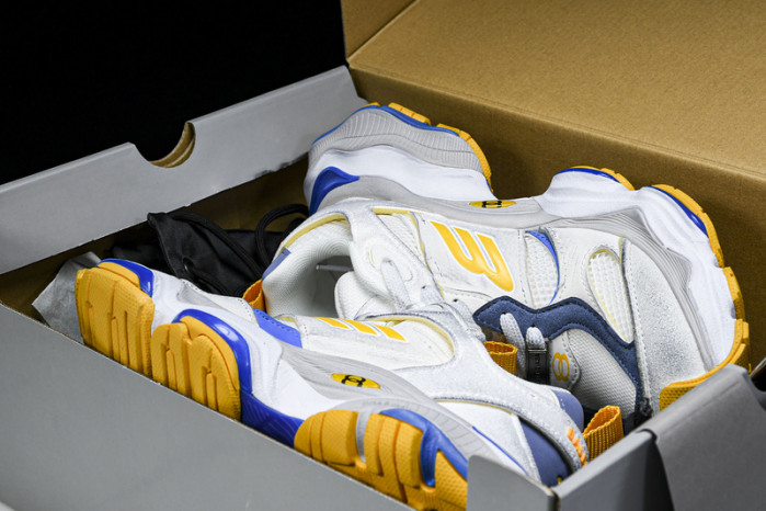 BLEN CARGO W2MV1 9174