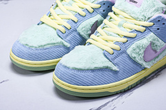 Verdy x Nike SB Dunk Low “Visty” FN6040-400