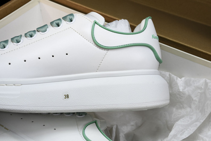 Alexander McQueen sneaker