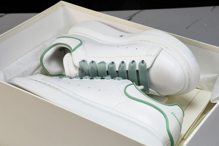 Alexander McQueen sneaker