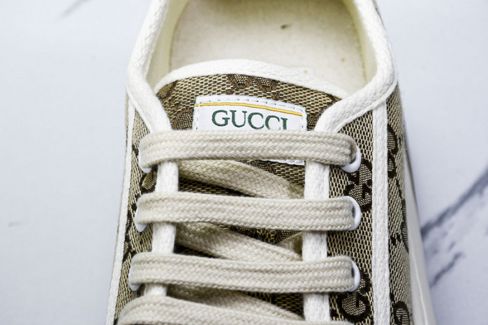 G*u*i sneaker