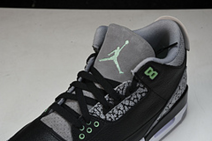 AIR JORDAN 3 "GREEN GLOW" CT8532-031