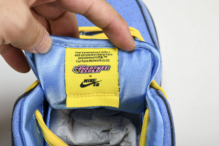 The Powerpuff Girls x NK Dunk SB Low FZ8320-400