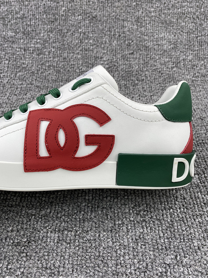 DG sneaker