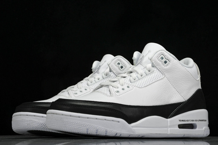 Fragment Design x Air Jordan 3 Retro SP“White” DA3595-100