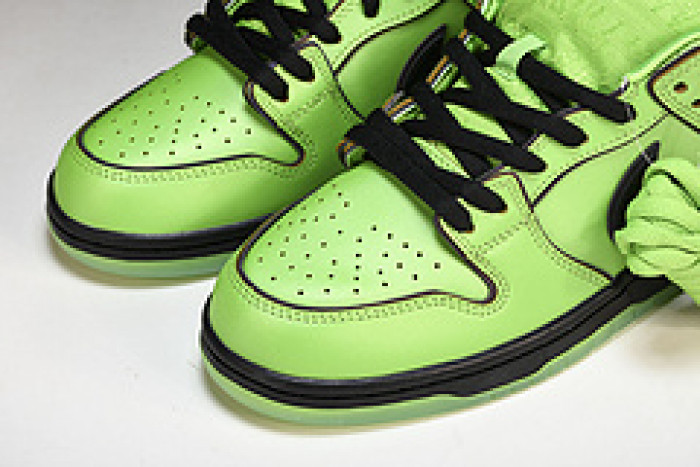 The Powerpuff Girls x NK Dunk SB Low FZ8319-300
