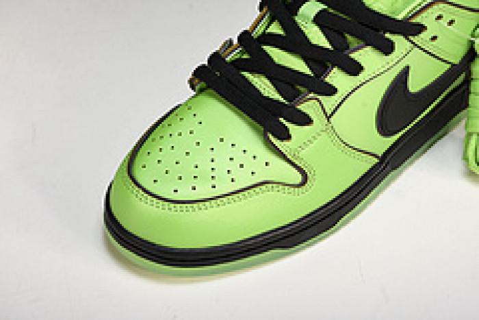 The Powerpuff Girls x NK Dunk SB Low FZ8319-300