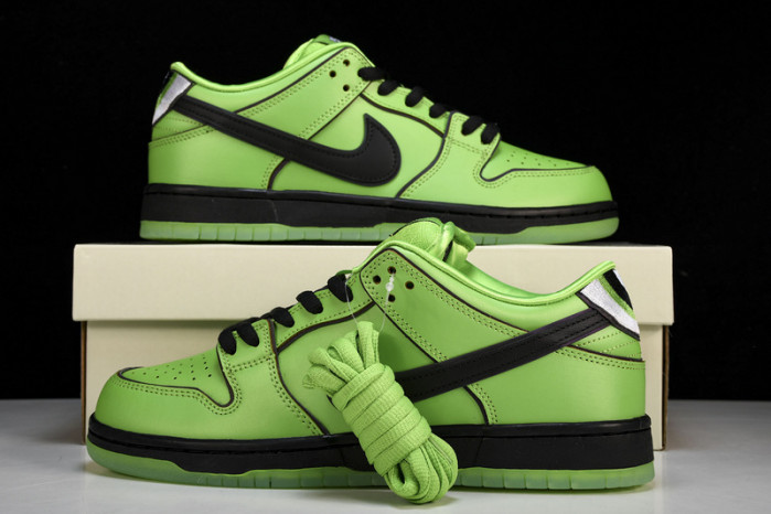 The Powerpuff Girls x NK Dunk SB Low FZ8319-300
