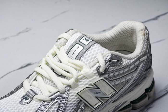 New Balance M1906REE