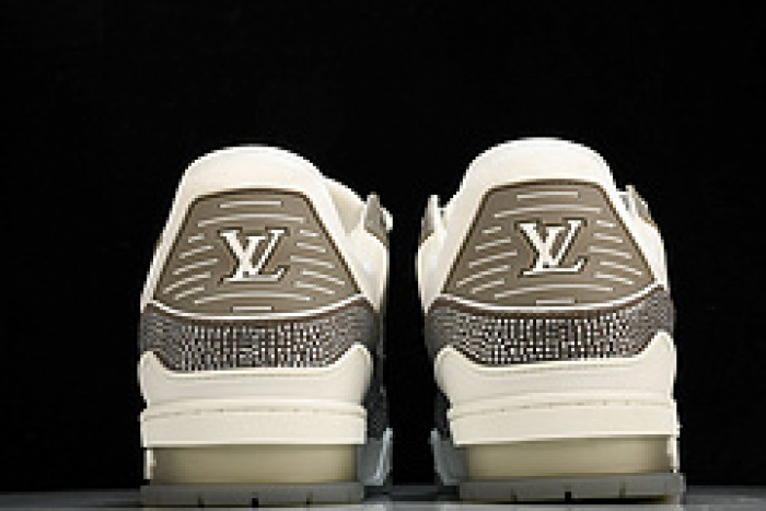 L&V SNEAKERS