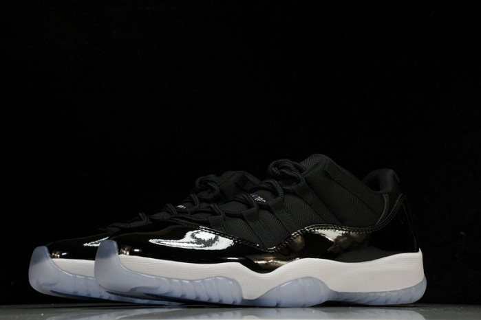 Air Jordan 11 Low "Space Jam" FV5104-004