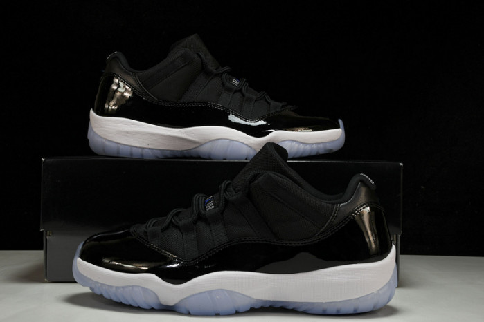 Air Jordan 11 Low "Space Jam" FV5104-004