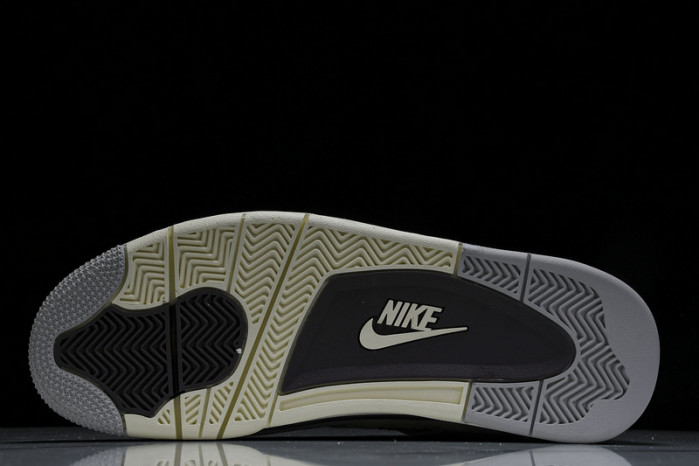 A Ma Maniere x Jordan Air Jordan 4 violet ore FZ4810-001