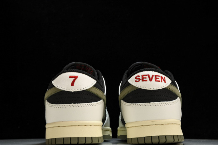 Nk Dunk Low SB 630358-106