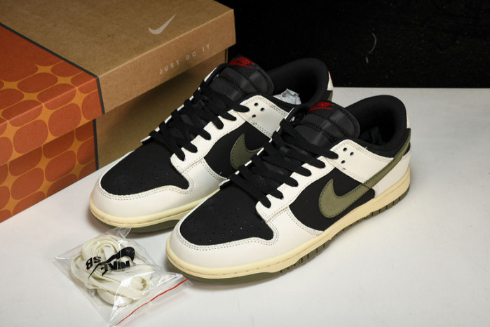 Nk Dunk Low SB 630358-106