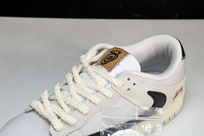 Stussy x Nk SB Dunk Low "Certified Fresh" DD9776-068