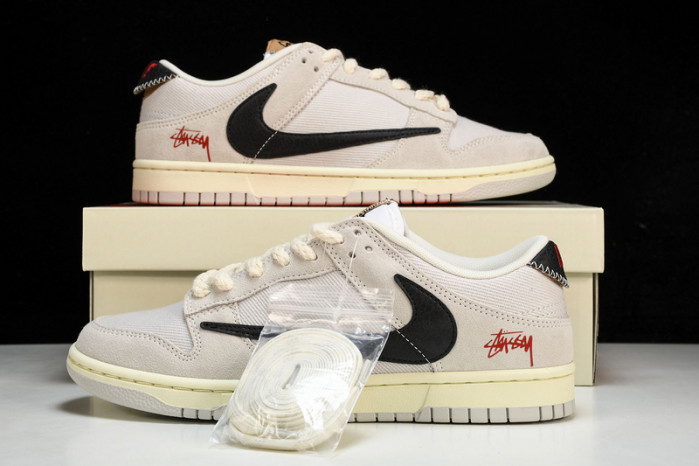 Stussy x Nk SB Dunk Low "Certified Fresh" DD9776-068