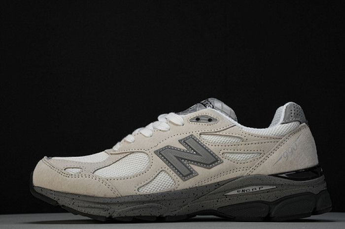 New Balance M990BY3