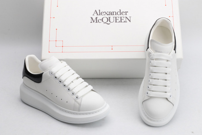 Alexander McQueen sneaker