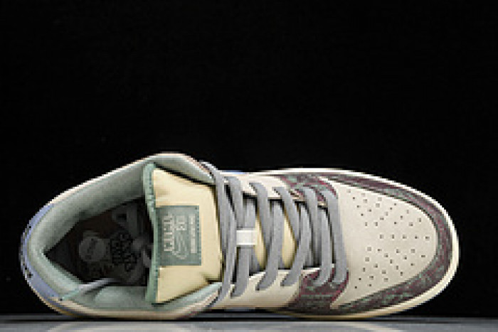 Crenshaw Skate Club x Nike SB Dunk Low FN4193-100