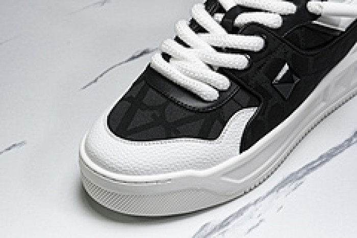 VALEN DESIGNER SNEAKERS
