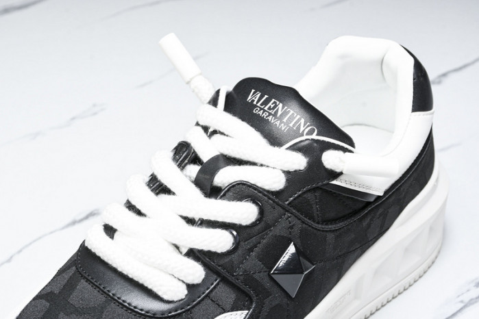 VALEN DESIGNER SNEAKERS