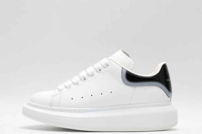Alexander McQueen sneaker