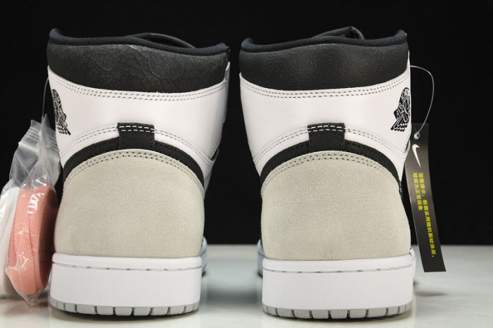 Jordan 1 Retro High OG Bleached Coral - 555088-108