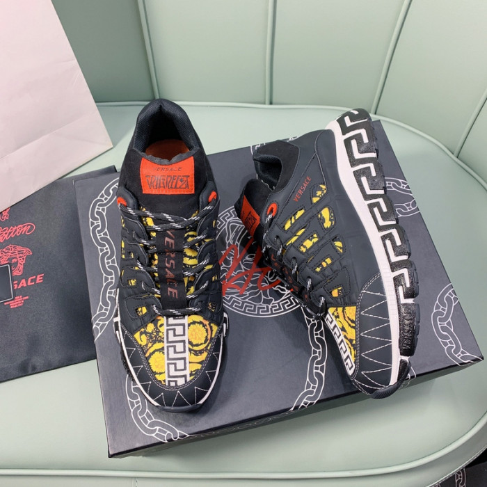 VER DESIGNER SNEAKERS