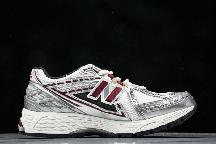 New Balance M1906REA