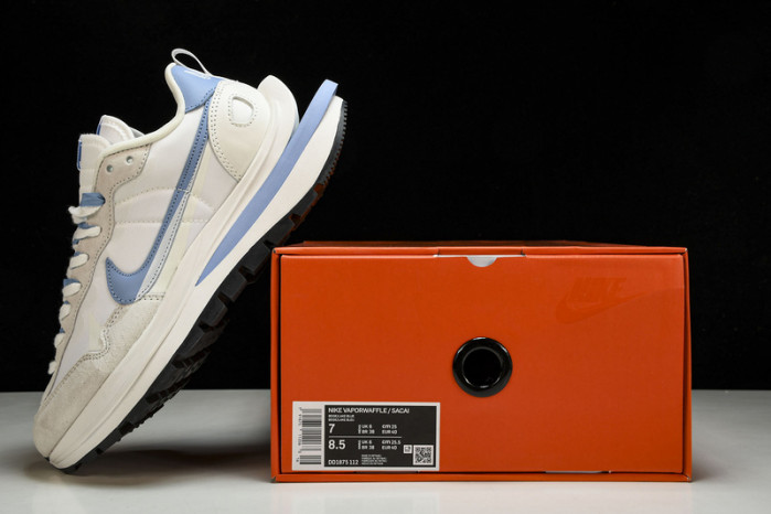 Sacai x Nk VaporWaffle 3.0 DD1875-112