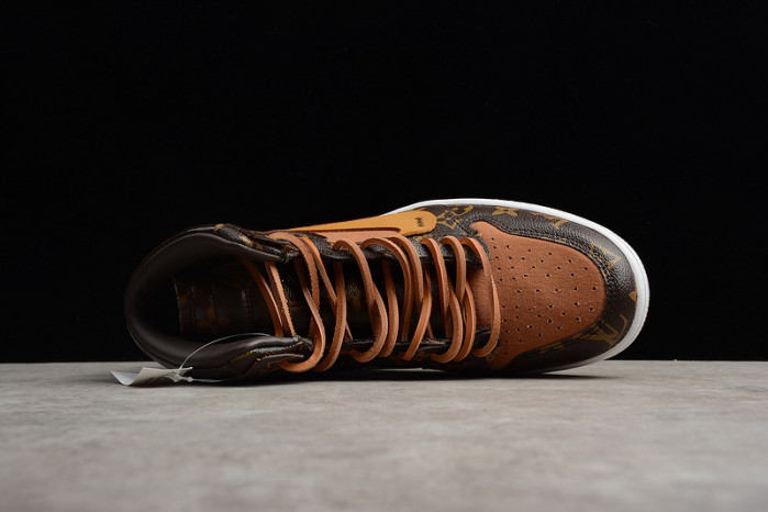 OFF–WHITE x Nike Air Jordan 1s（with case）