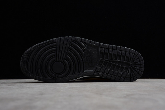 Jordan 1 Mid Reverse New Love 554724-071