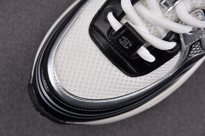 CHANEEL sneaker