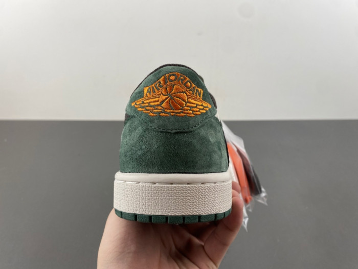 Travis Scott x Air Jordan AJ1 Low DW7866-199