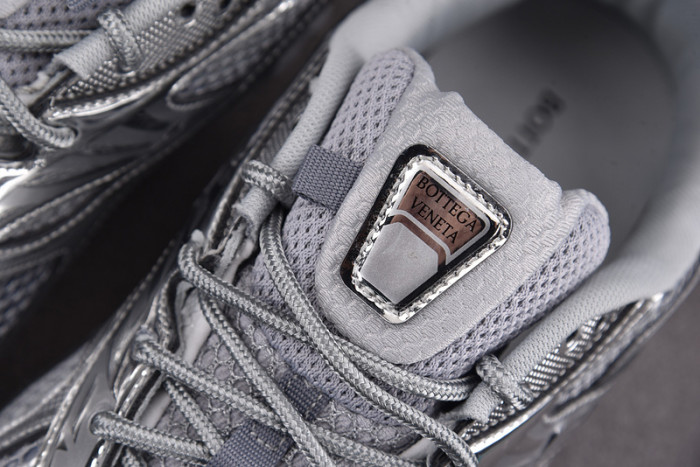 BOTTEGA VENETA SNEAKER