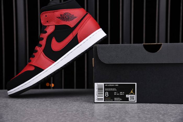 Jordan 1 Mid Reverse Bred 554724-054