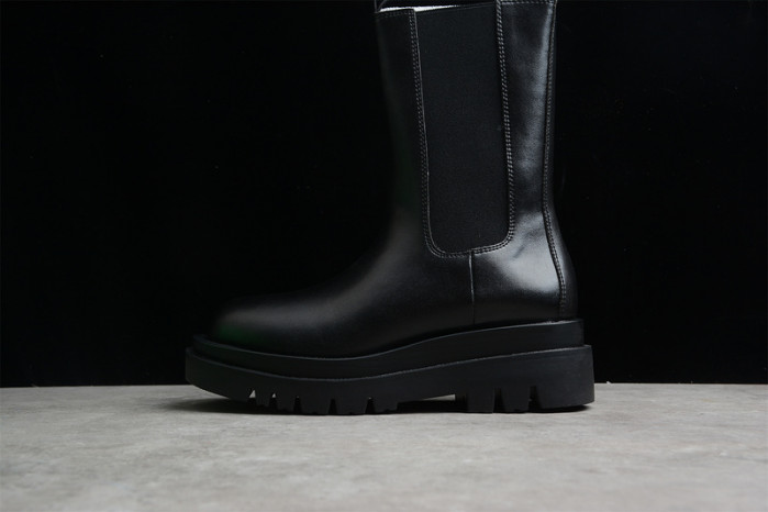 Bo*te*ga ve*ne*ta sneaker