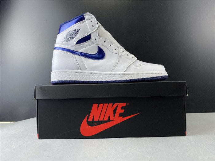 Jordan 1 Retro Metallic Navy (2016) 555088-106