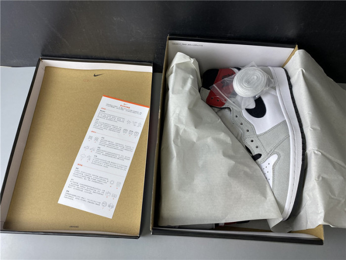 Jordan 1 Retro High Light Smoke Grey 555088-126