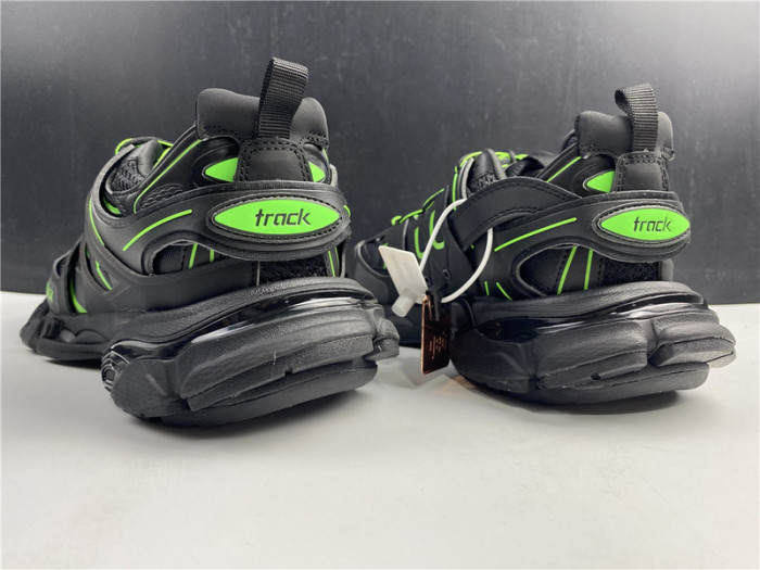 BLEN Track balck with green 542023W1GB191005