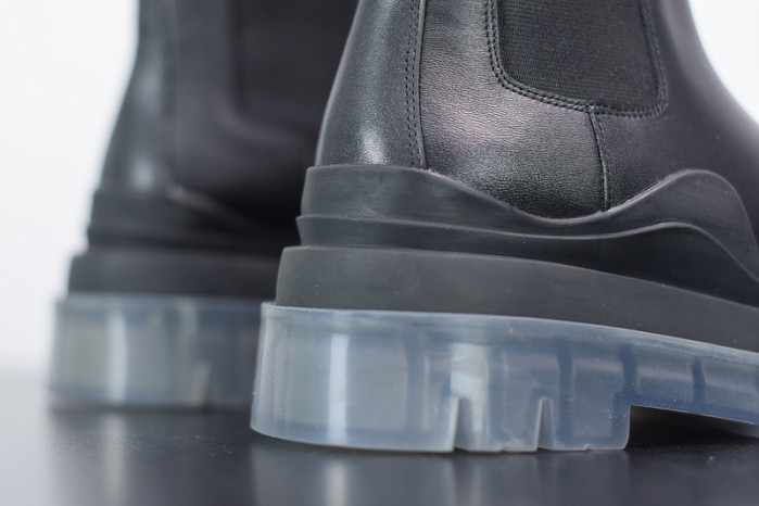 BOTTEGA VENETA SNEAKER