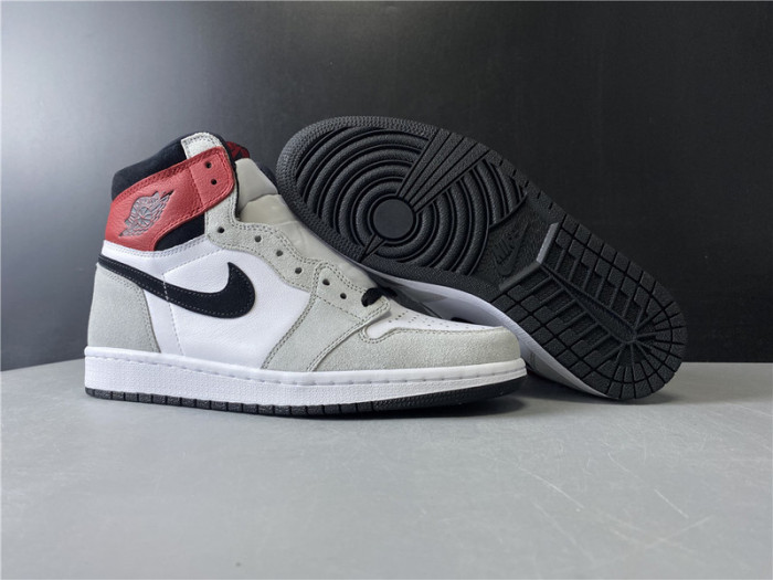 Jordan 1 Retro High Light Smoke Grey 555088-126