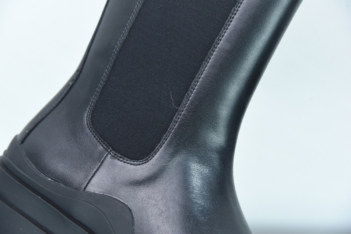 Bo*te*ga ve*ne*ta sneaker