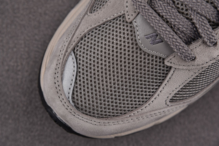 New Balance 2002R Marblehead Light Aluminum ML2002RC