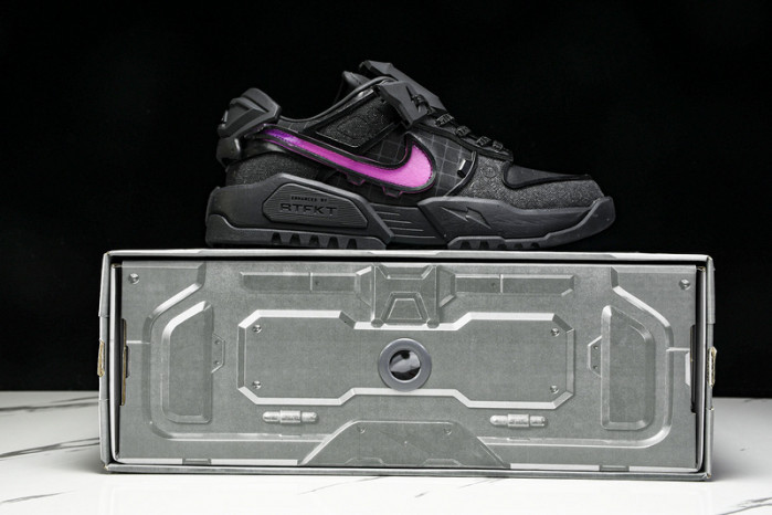 RTFKT x Nike Dunk Genesis 