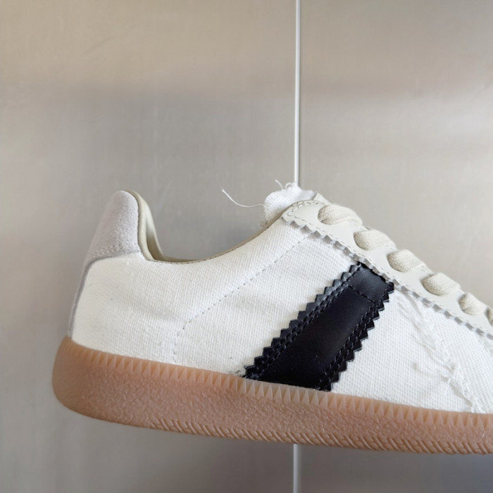 ma*s*n Ma*i*laa shoes