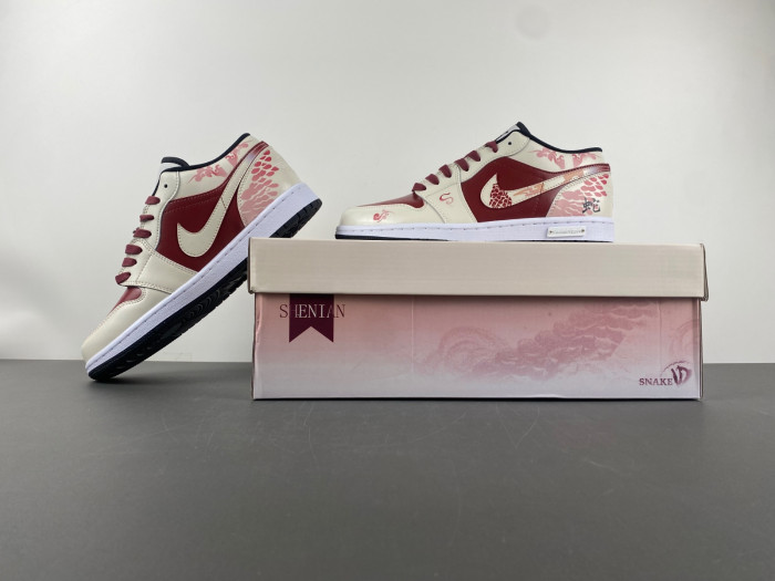 Air Jordan 1 Low 553558-132